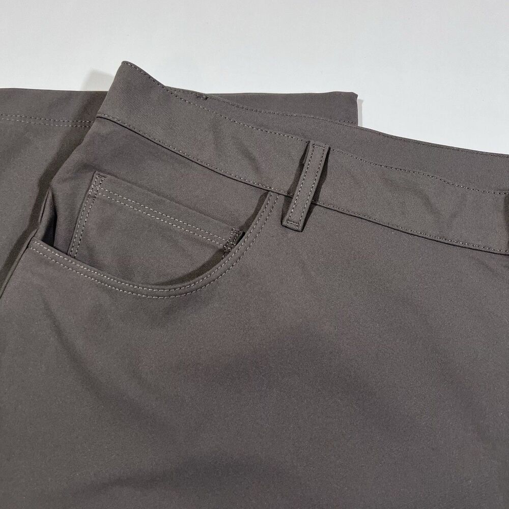 Fabletics Gray 5 Pocket Stretch Performance Golf … - image 6
